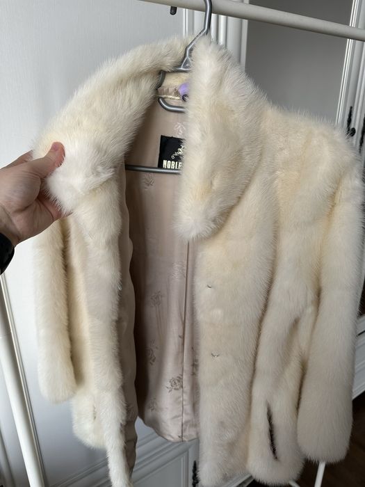 Продам норковую шубу