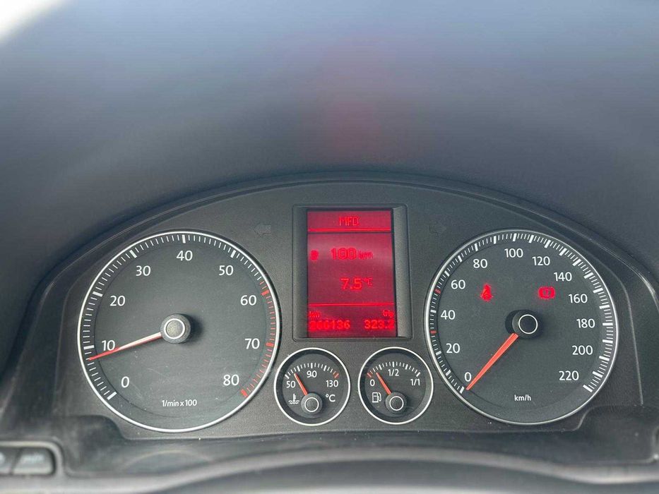 Volkswagen golf 5 plus