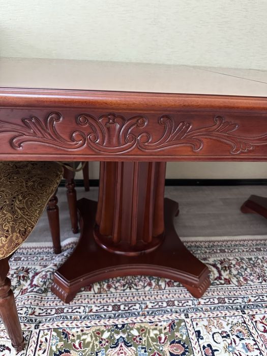 Продам стол со стульями!