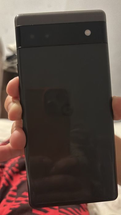 Pixel 6a в идеальном состоянии