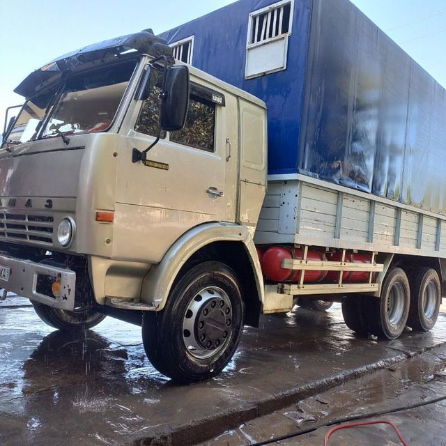 Kamaz sotiladi yili 1988