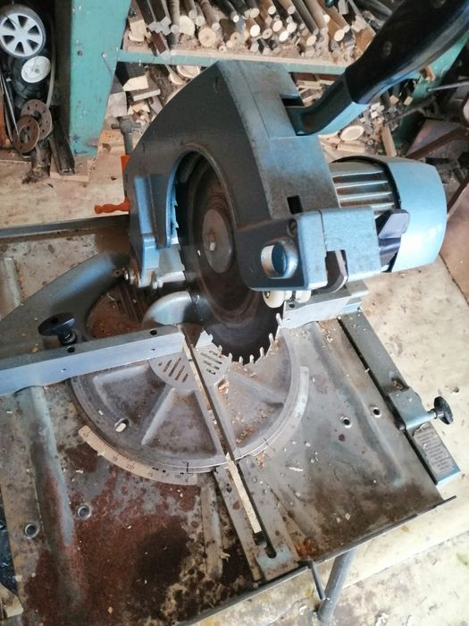 Пендула elu dewalt