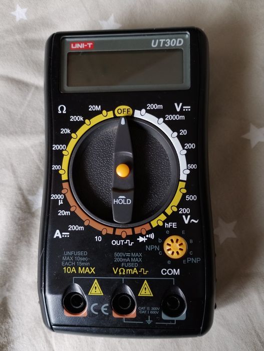 Multimetru UT30D
