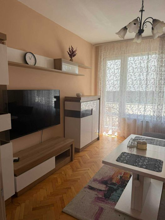 Тристаен ап. под наем в кв. Лозенец