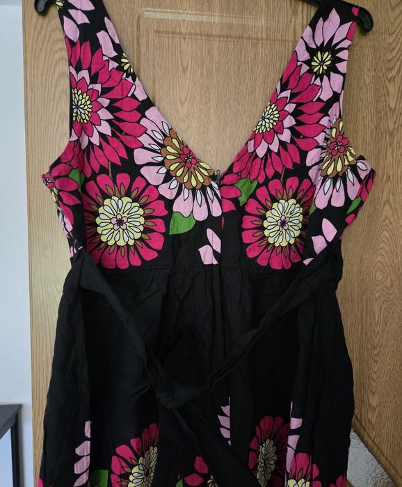 Vand rochita vara New Look