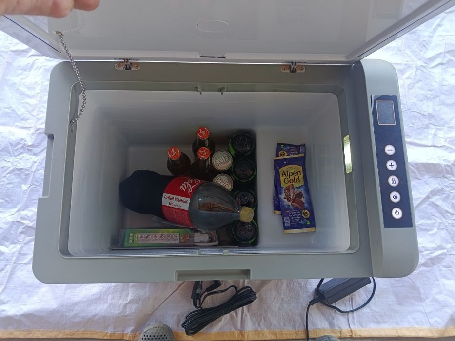 Продам холодильник 50 литров, всё новое