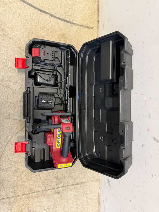 R20 Резачка безч. 305mm SDS 1/4" 62 Oil 1x2Ah /Хидрофор мини 550W  /	Косачка ръчна