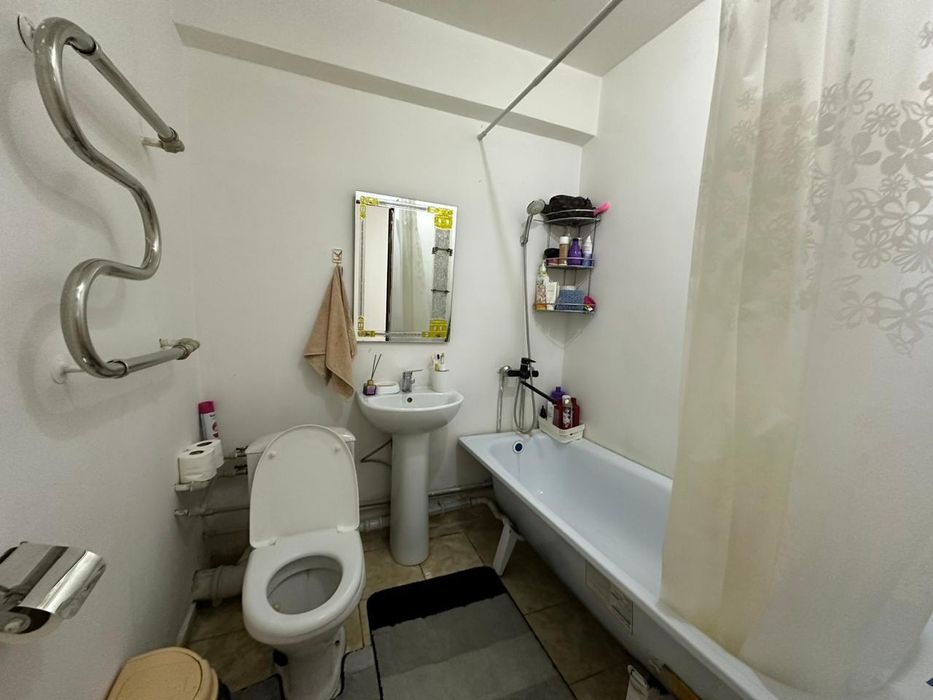 Продам 1 ком - 45 кв