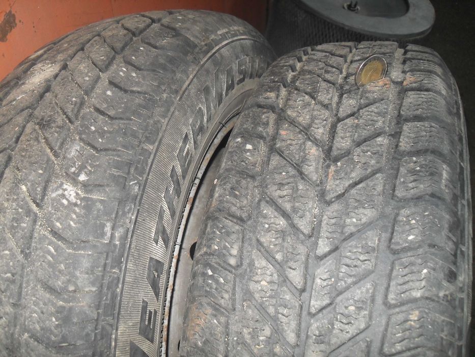 продавам гуми с джанти за фиат