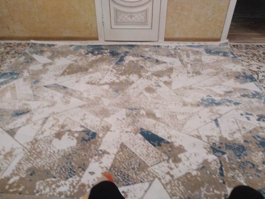 Кілемдер сатылады