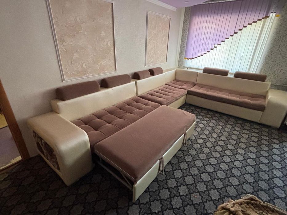 Продам угловой диван.