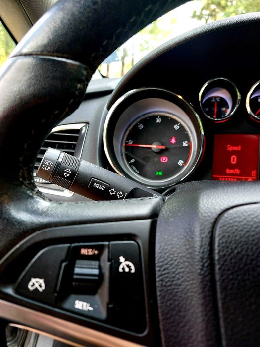 Opel Astra 1.7 2011 Cosmo