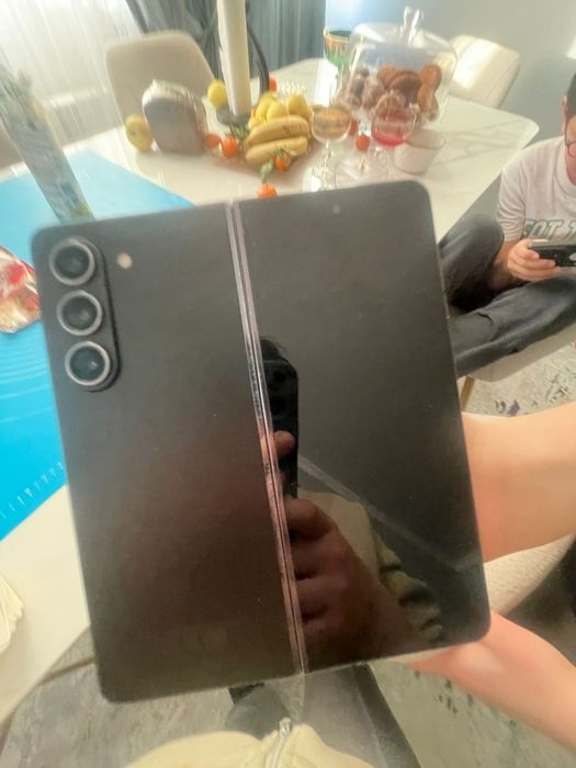 Samsung Galaxy z fold 5 гарантия 3 месеца
