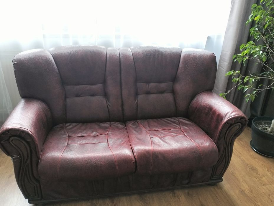 Canapea fixa și extensibila