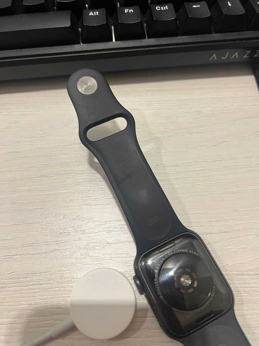 часы Apple Watch se 40mm