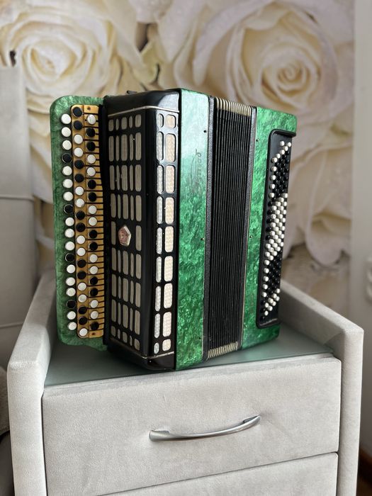 Продам баян Этюд Тульский