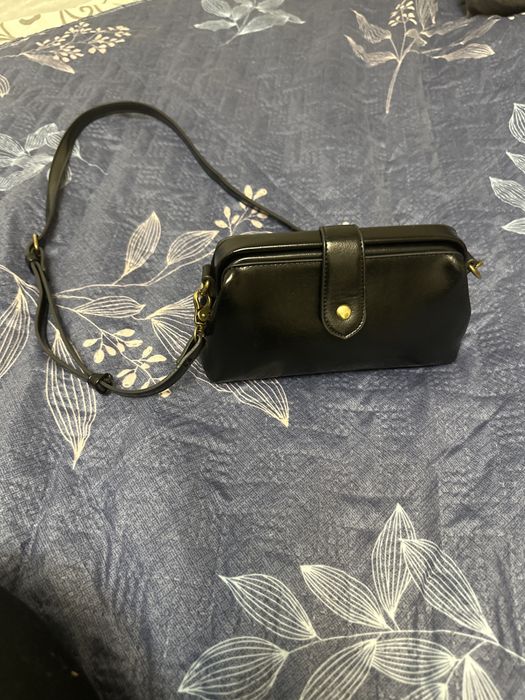 Женская кожанная сумка