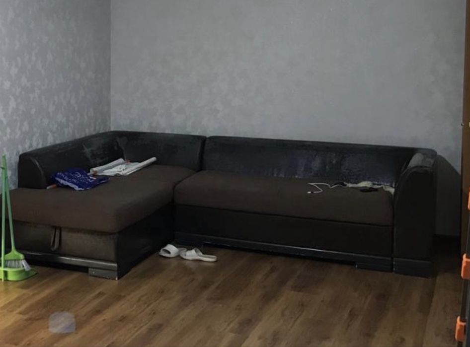 Отдам даром диван
