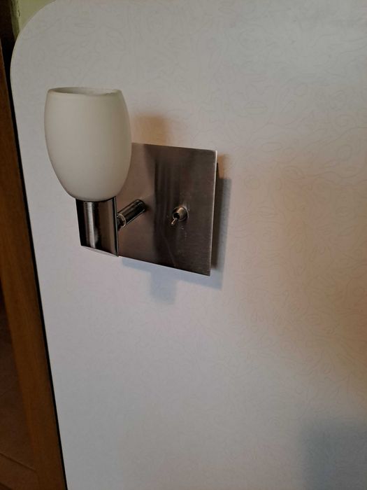 Стенна нощна лампа с ключе,