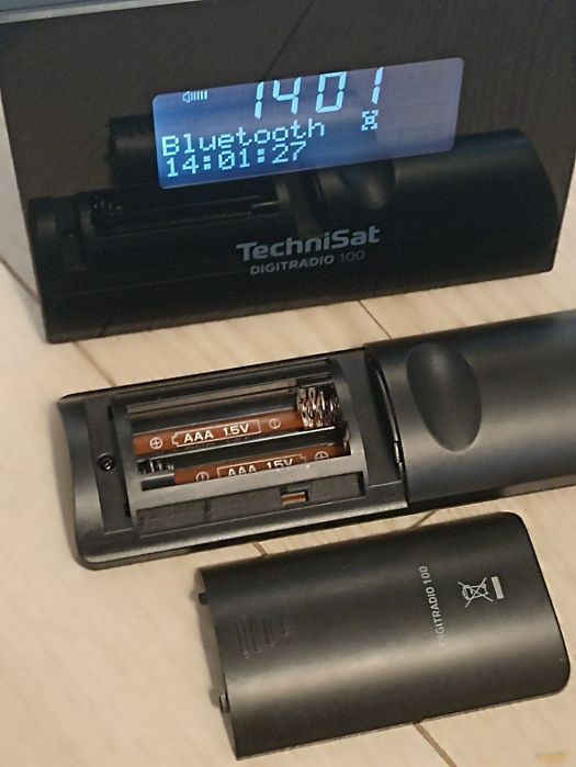 Emițător bluetooth radio Technisat 100