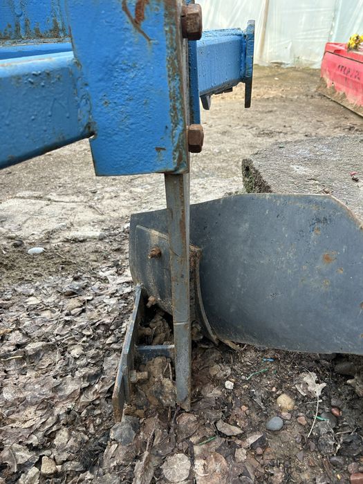 Плуг 3 корпус Сока……