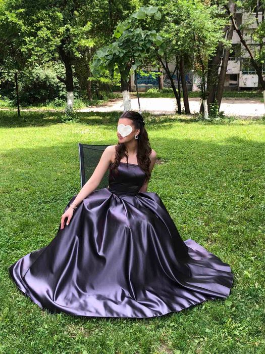 Бална рокля