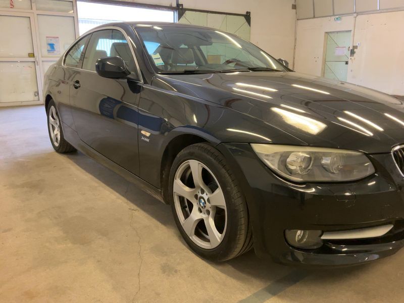 BMW 3er 320d xDrive Sport Design 2010