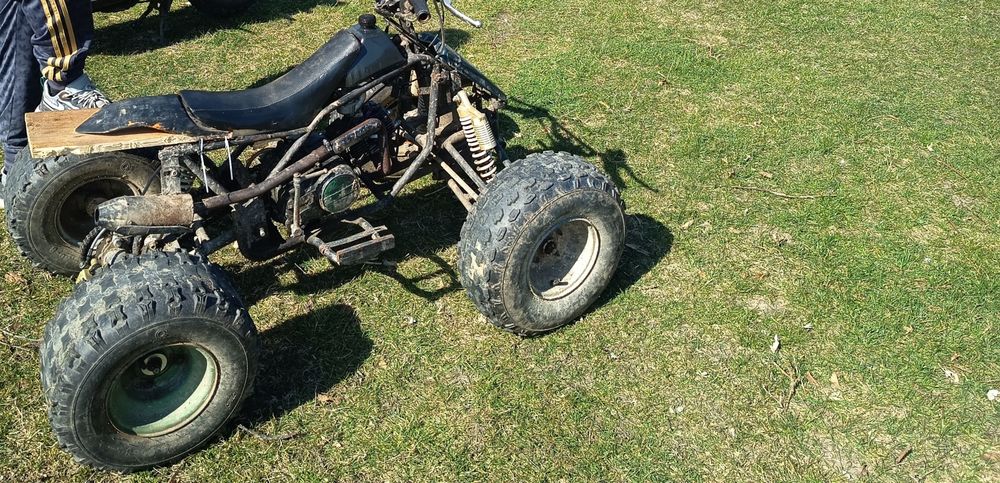 Vand Sau Schimb Cu ATV Ambele Aștept Oferte