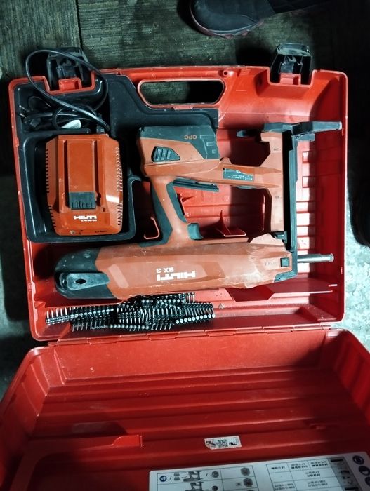 Продам пневмописталет Хилти Hilti