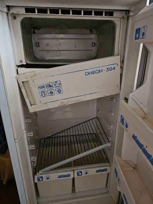 Холодильник советский
