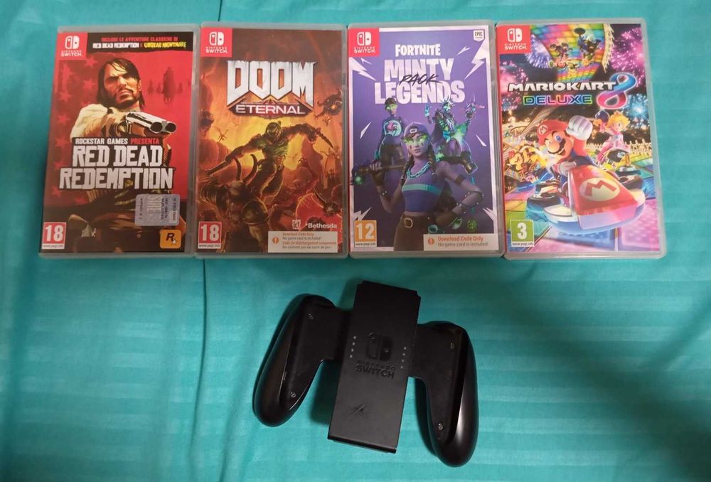 Много запазено NINTENDO SWITCH QLED с четири игри