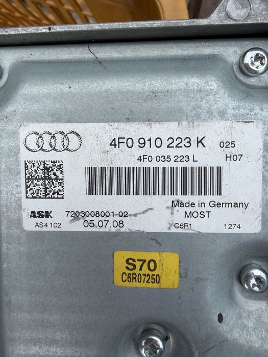 Statie / Amplificator Audi A4 A5 Q5 Q7 : 8T0035223AH / 8R0035223F