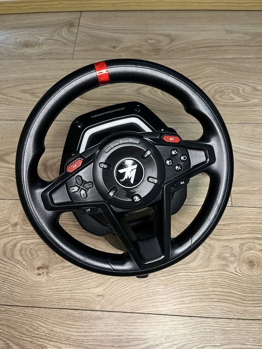 Vând Volan gaming cu schimbător de viteze și pedale