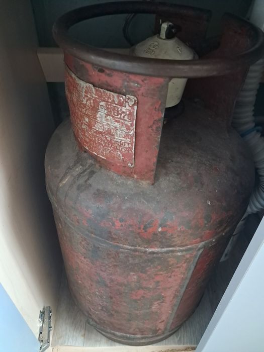 Газ плита и балон