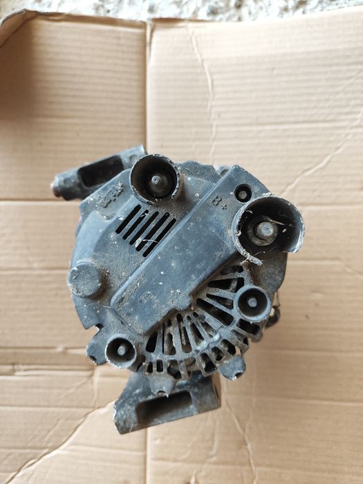 Opel Corsa 1.3cdti alternator динамо