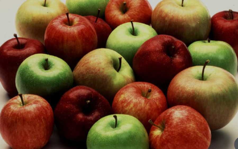 Mere pentru consum si Suc  2 lei/kg si 1,5 lei pt tuică