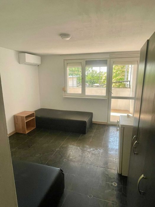 Дава се под наем Едностаен апартамент в Варна, м-т Сотира - 40 кв.м за 204 € - Снимка #17