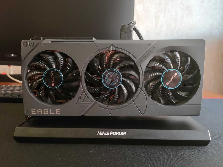 продаю видеокарту RTX 4070tis