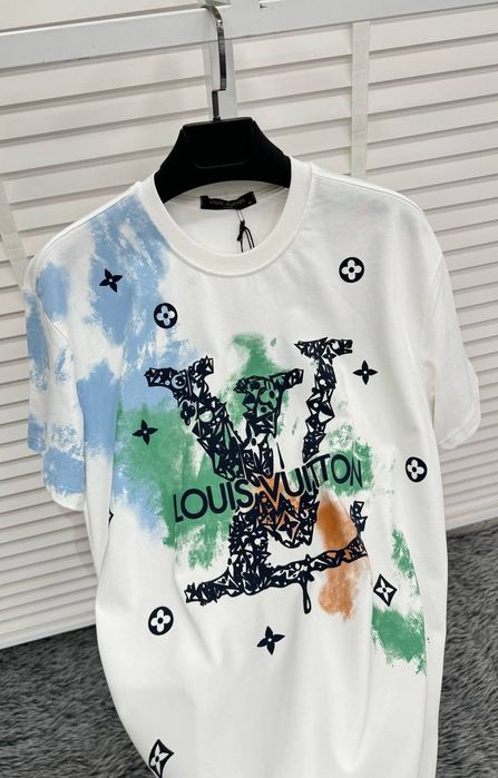 Мъжки тениски различни модели