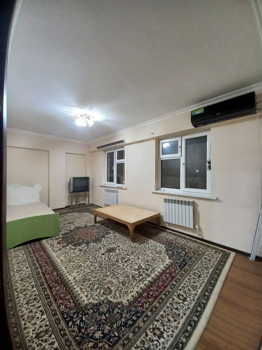 Аренда Нурафшон эски шаҳар макро 3 хона 2 этаж 500у,е