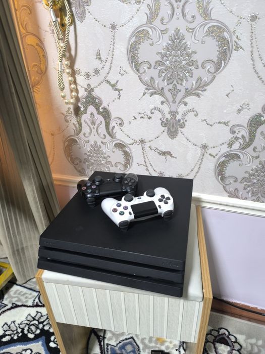 Sony PlayStation 4 pro 1 T