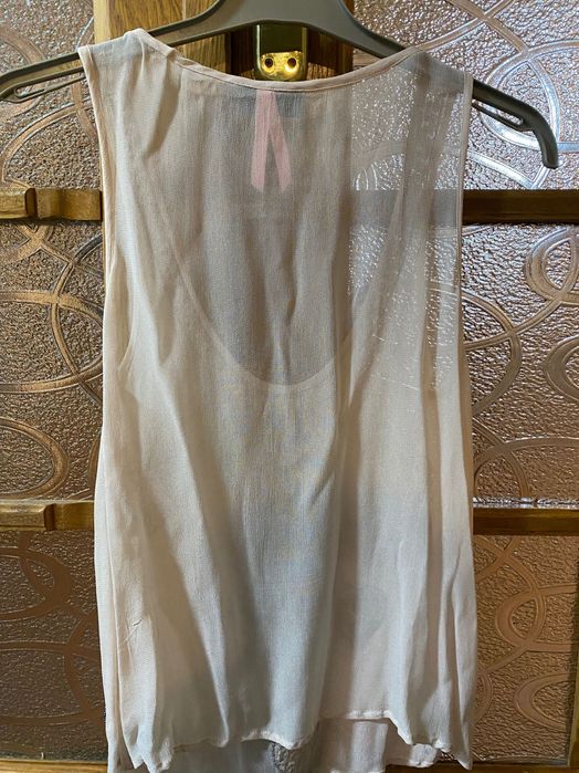 Top cu paiete Lipsy marimea s