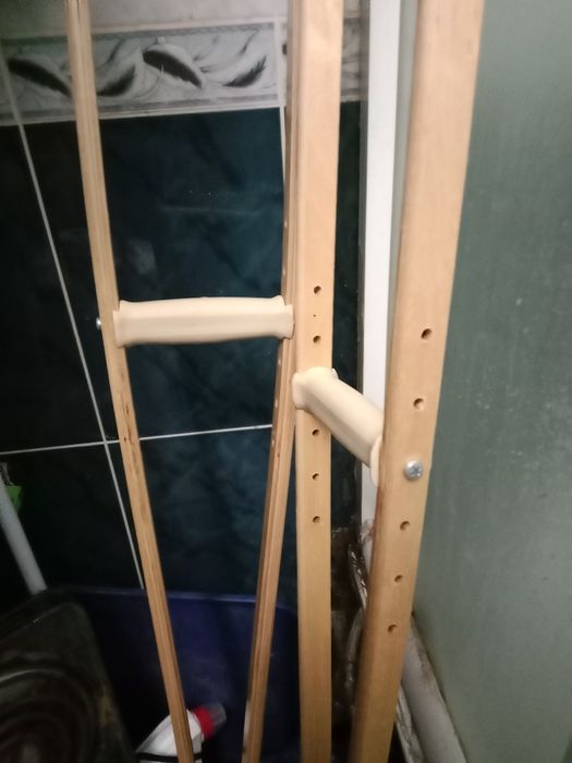 Продам трость костыли