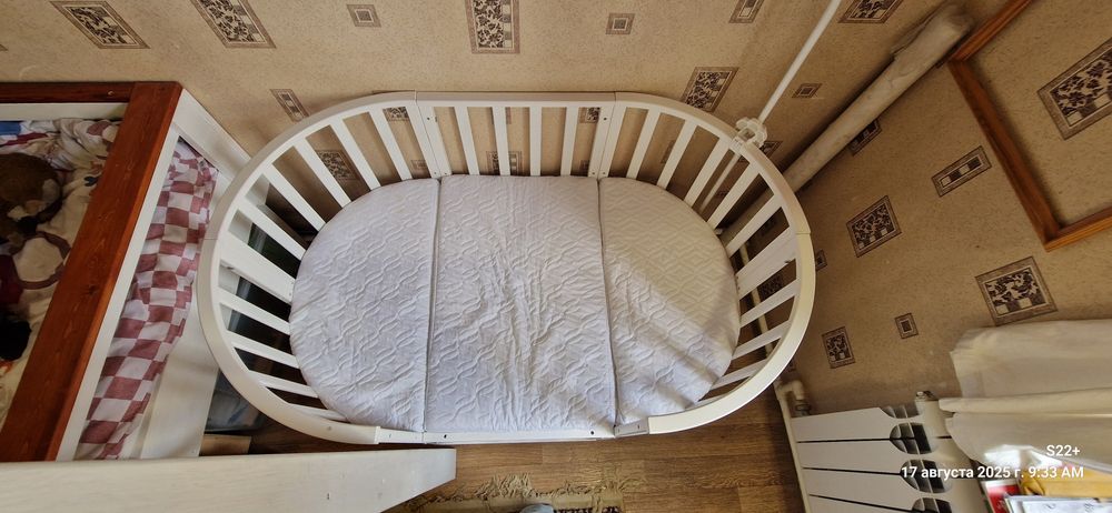 Продам детскую кроватку