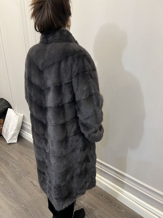 Продам норковую шубу