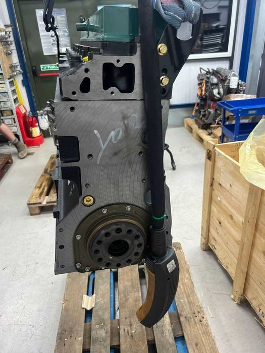 Motor lung Perkins 1006.6T nou cu garantie