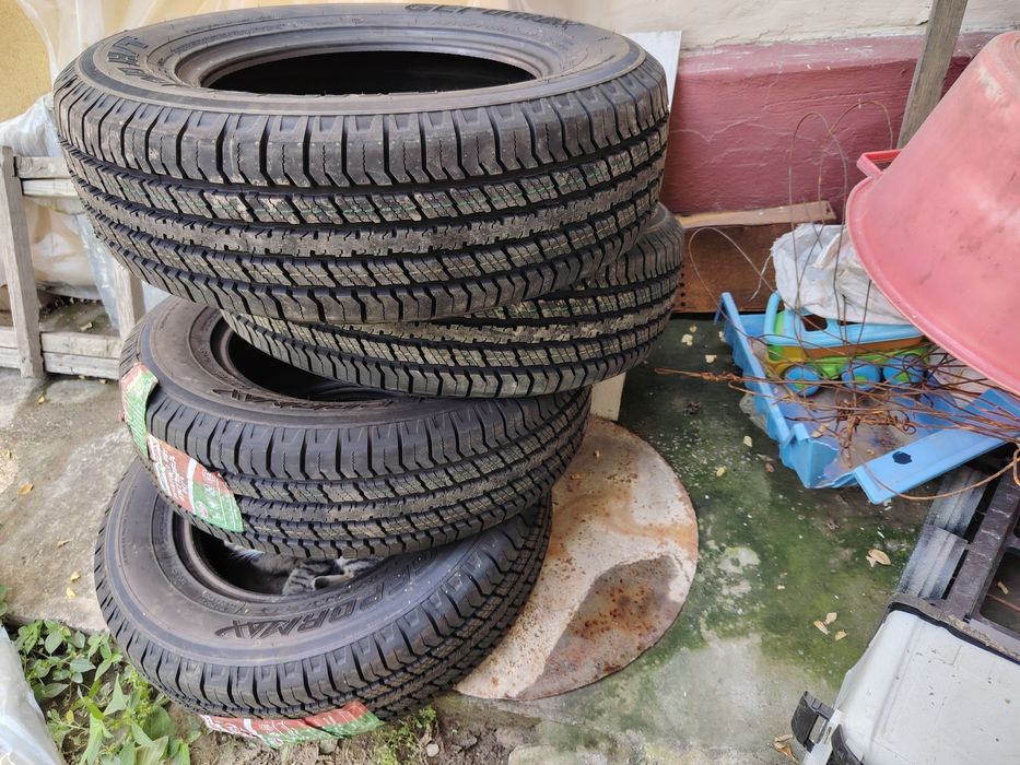 Авто шины P215 / 70R16