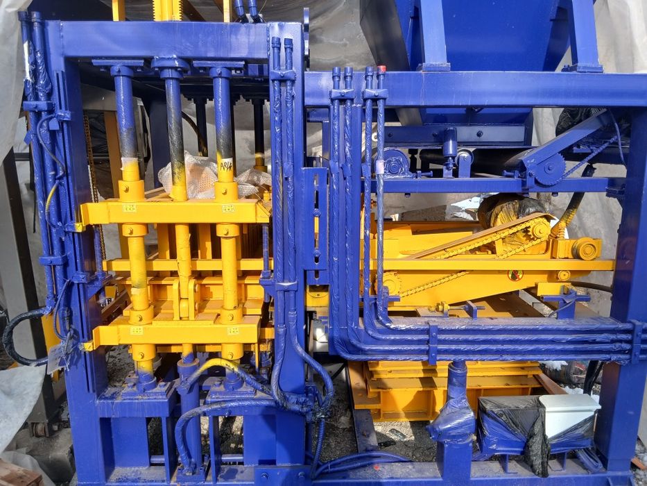 Продаётся комплект автоматического станка.