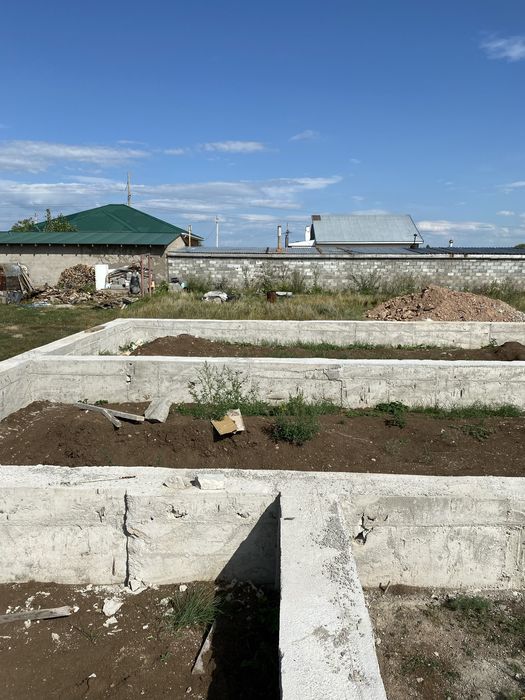 Продам земельный участок с готовым фундаментом