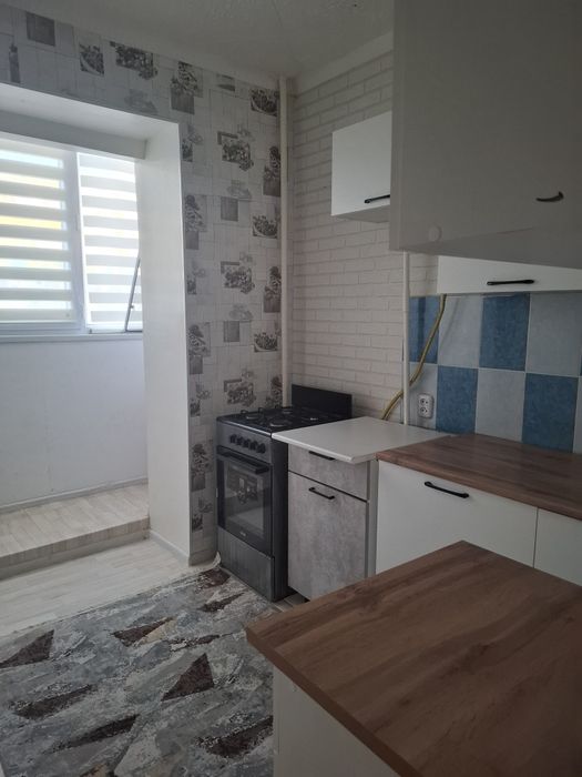 Продам 1 комнатную квартиру 28а мкр 10д.